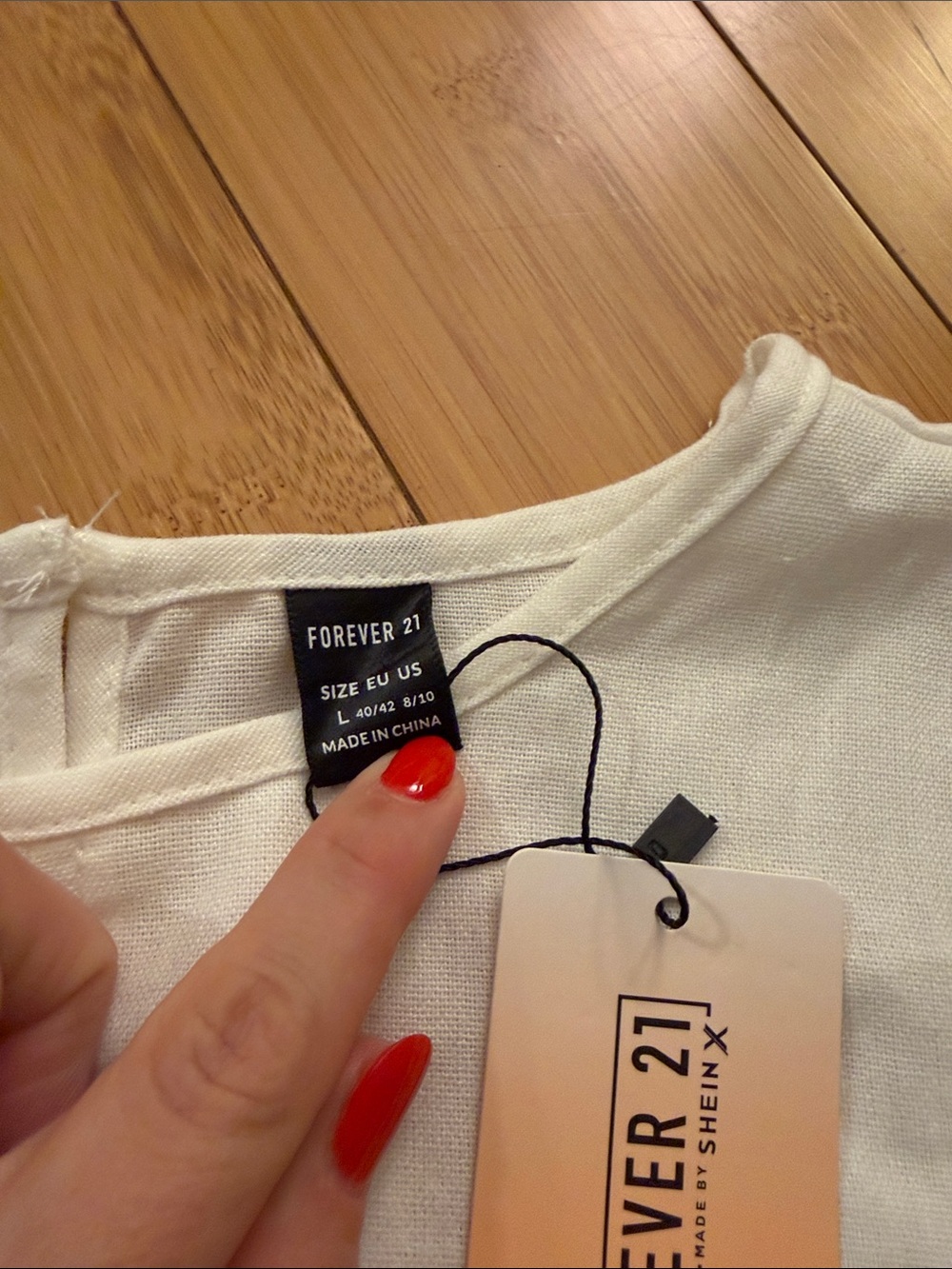 Forever 21 White Sleeveless Tank NWT - Picture 4 of 5